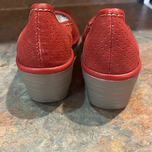 Fly London size 36 red leather wedge pump - Picture 3 of 10
